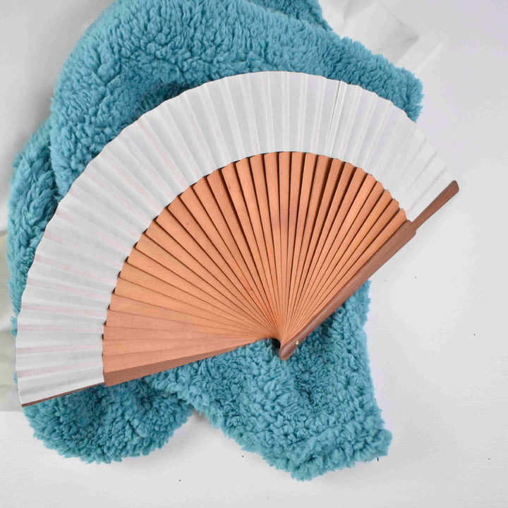 Ladies elegant hand fan made of eco-friendly paper Bowlift