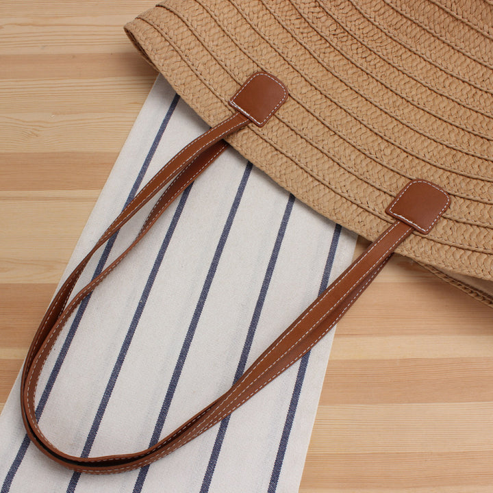 Beach bag in modern woven design Bowlift