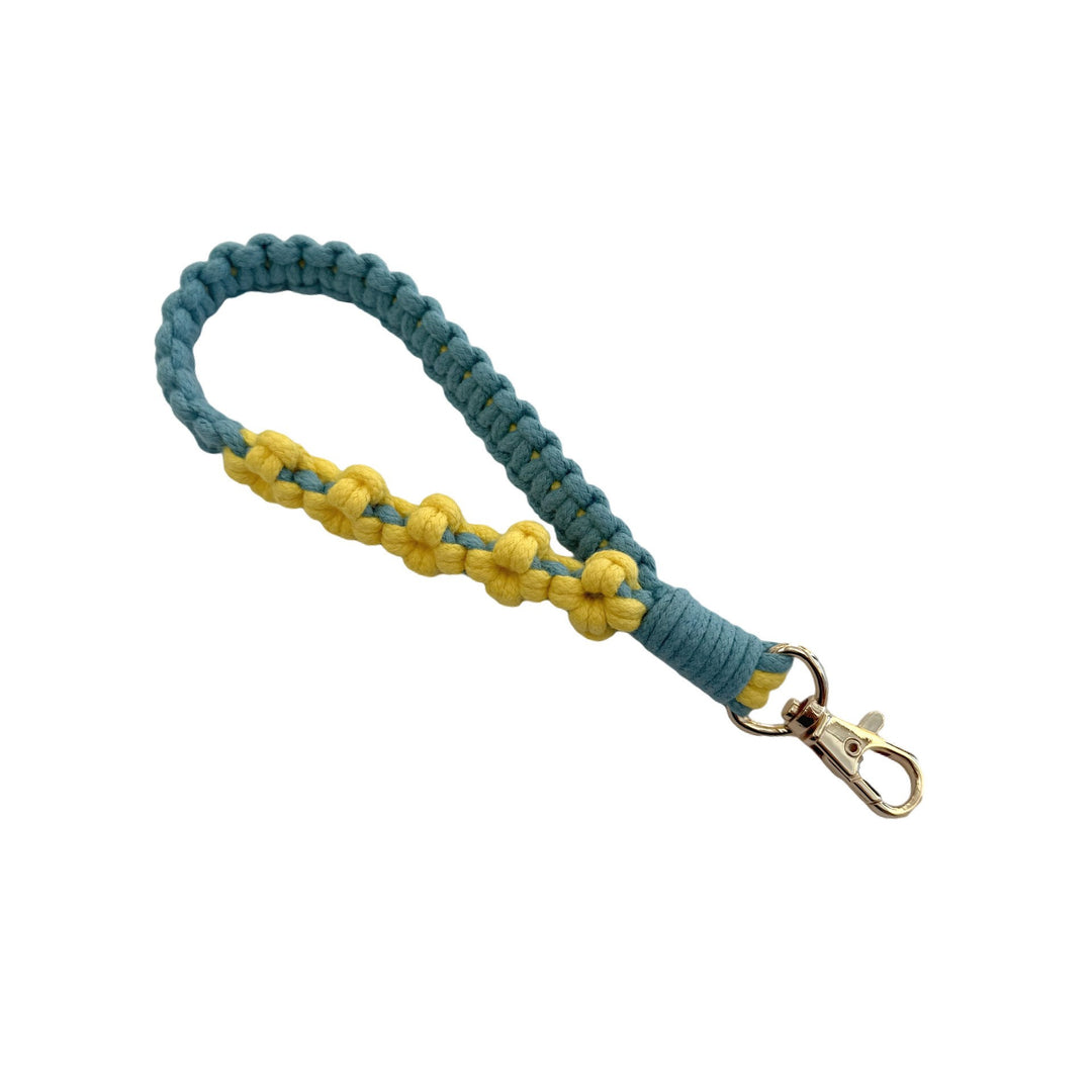 Decorative Macrame Pet Leash Bowlift