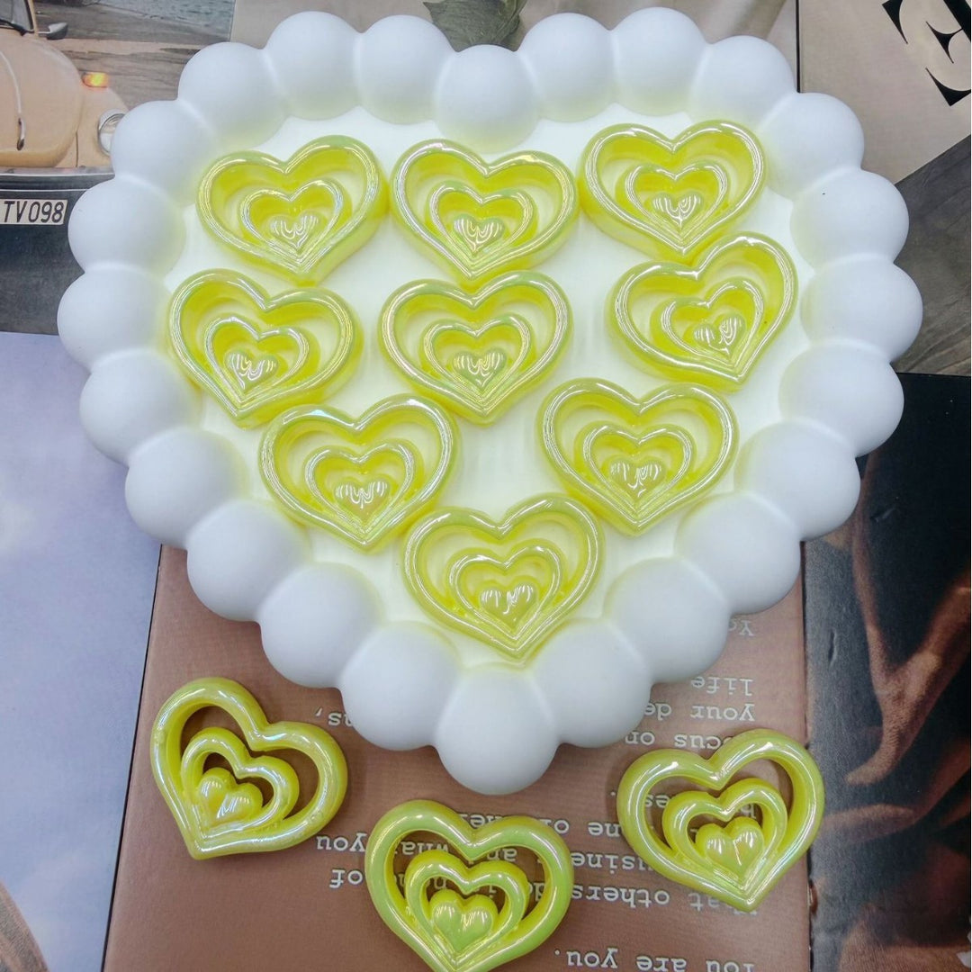 Decorative Heart-Shaped Resin Candle Holder Bowlift