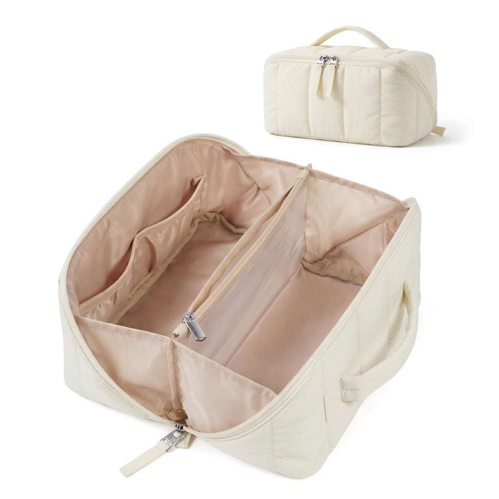 Practical Cosmetic Bag Bowlift