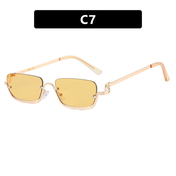 Women Fashionable Square Sunglasses with Elegant Metal Frame Bowlift
