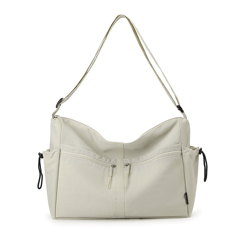Spacious Multi-Pocket Weekend Bag Bowlift