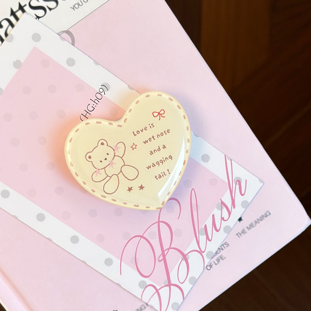Heart-shaped ceramic Bowlift