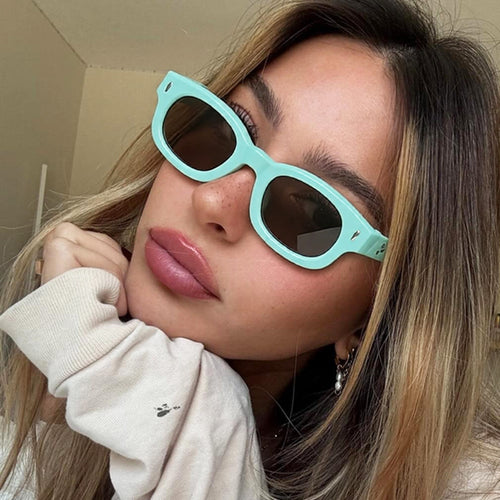 Ladies fashionable sunglasses in trendy square tube design Bowlift