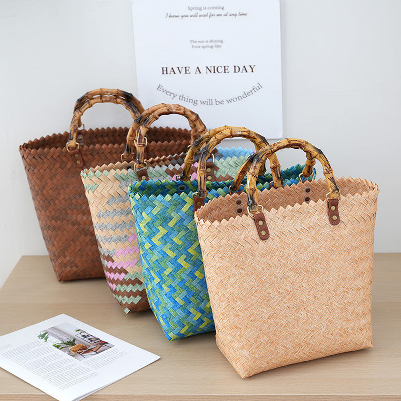 Handbag Made of Woven Bast Bowlift
