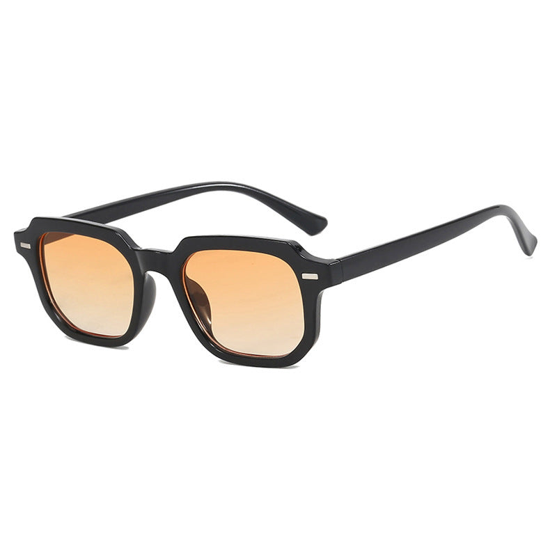 Ladies stylish sunglasses in striking, geometric design Bowlift