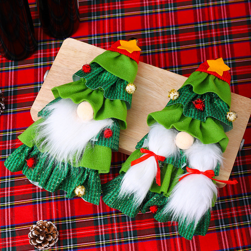 Creative bottle warmer in Christmas tree design Bowlift