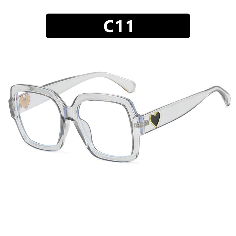 Women's square sunglasses with playful heart detail Bowlift