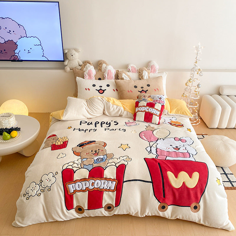 Fluffy bedding set with quilted cozy surface, 3D teddy applications and warming microfiber filling Bowlift