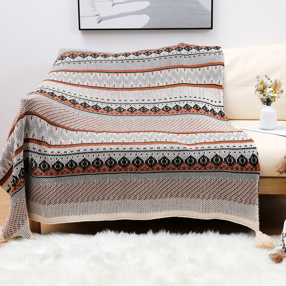 Aztec Patterned Knit Throw Blanket Bowlift