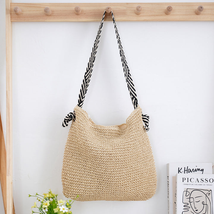 Tote bag made of natural material with playful design Bowlift