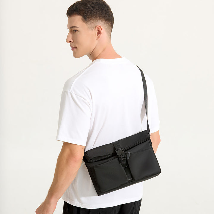 Modern Utility Messenger Bag Bowlift