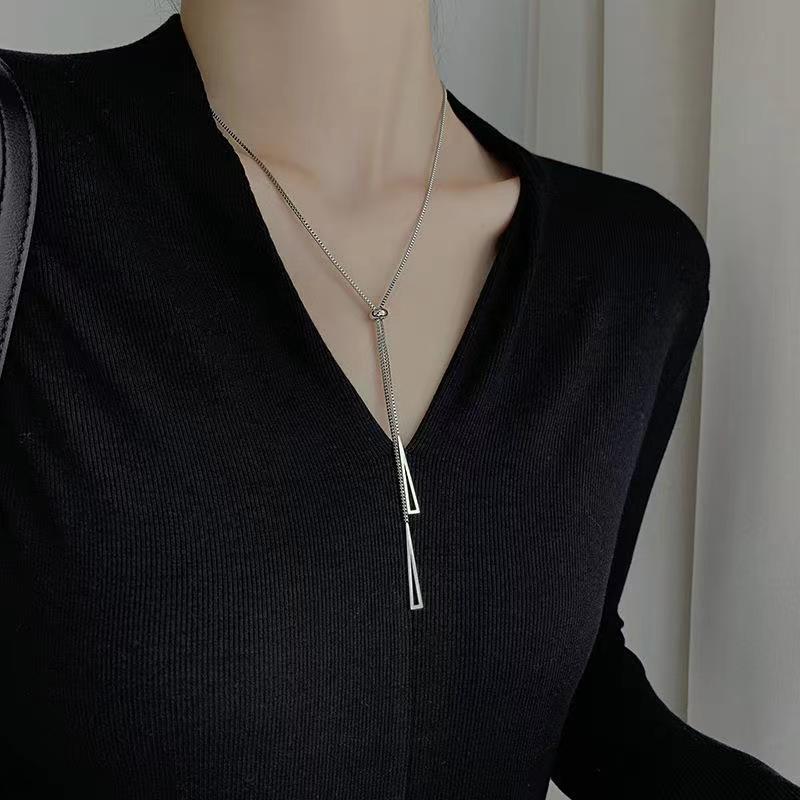 Elegant Layered Chain Necklace Bowlift