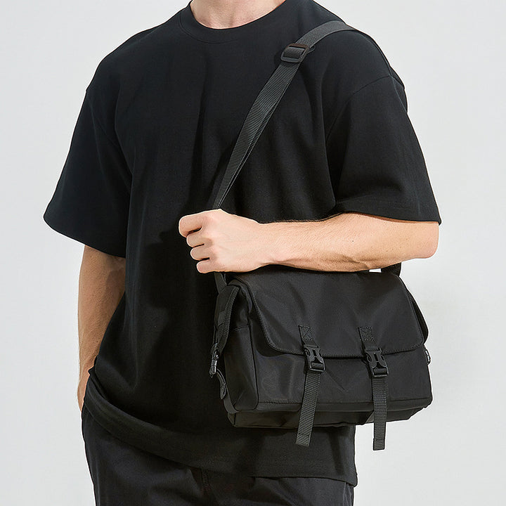 Versatile Outdoor Crossbody Satchel Bowlift