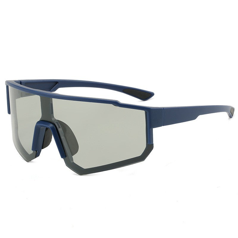 Ladies sporty safety glasses with innovative, wide frame and polarized lenses Bowlift