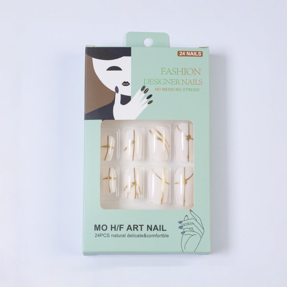 Artificial nails with elegant golden line pattern Bowlift