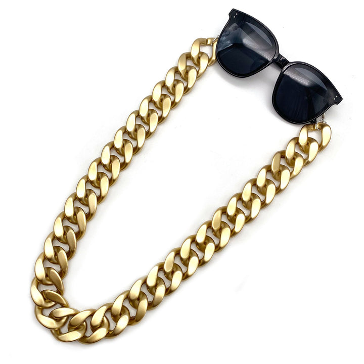 Statement Chain Accessory Bowlift