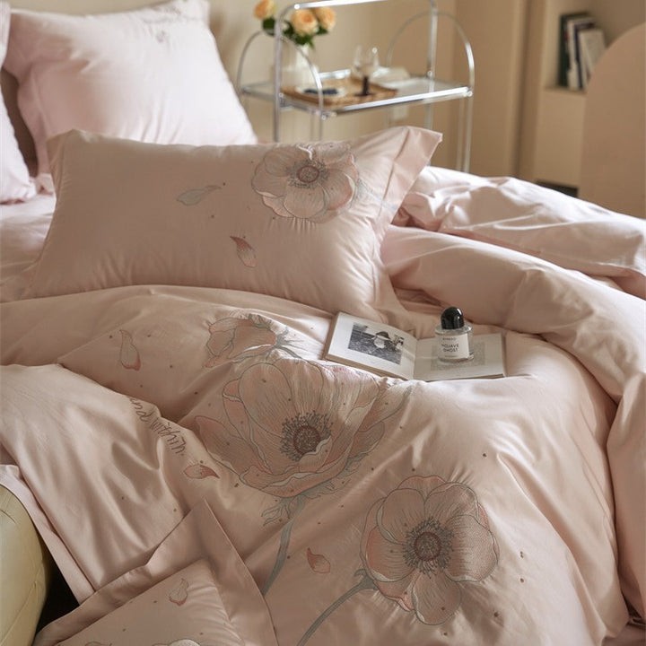 Satin bedding set with floral relief embroidery and velvety shine Bowlift