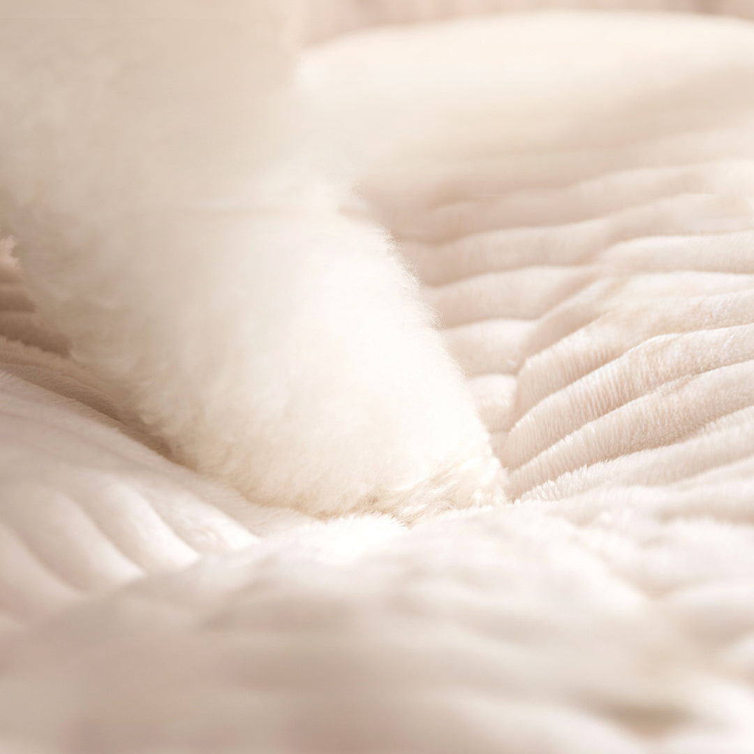 Cozy Round Quilted Dog Bed