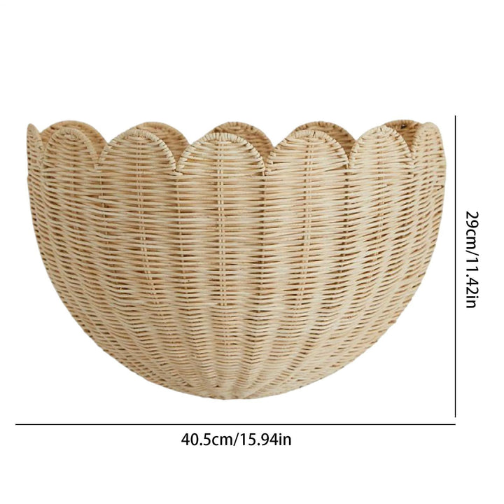 Decorative Scalloped Woven Basket Bowlift