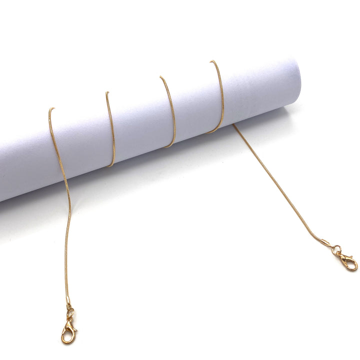 Sleek Metal Chain Eyewear Retainer Bowlift