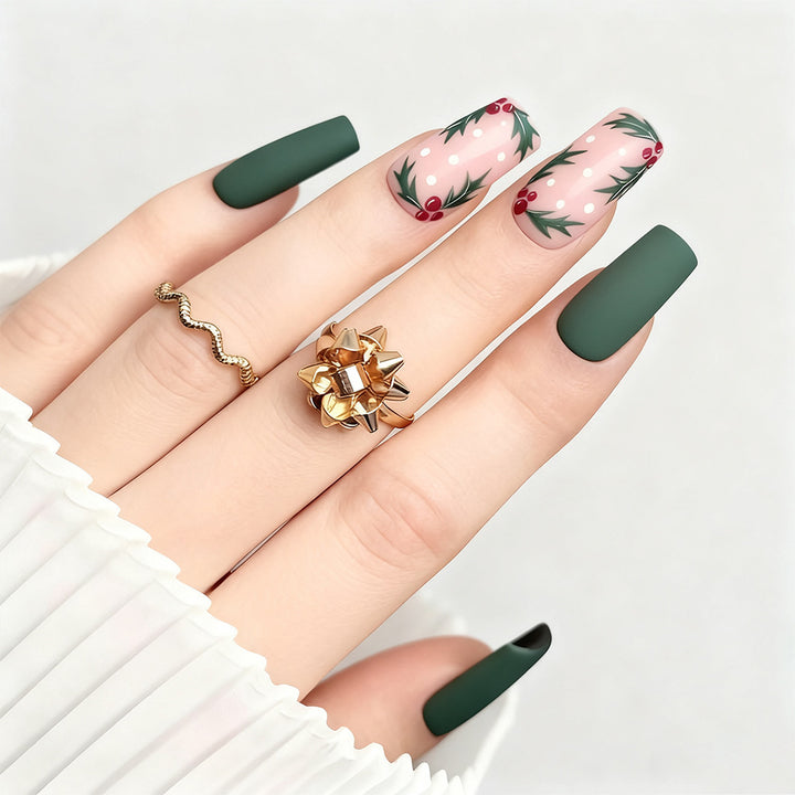 Elegant Artificial Nails with Christmas Design Bowlift