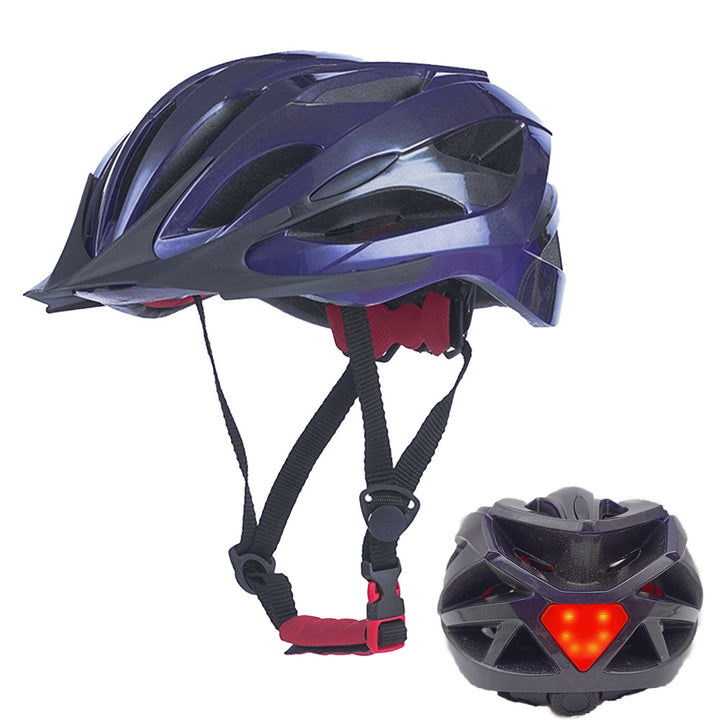 Bicycle helmet with LED rear light and optimal ventilation Bowlift