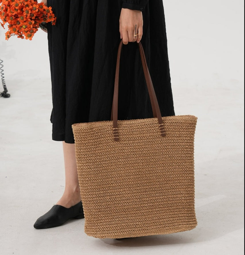 Spacious Handbag Made of High-Quality Woven Natural Material Bowlift