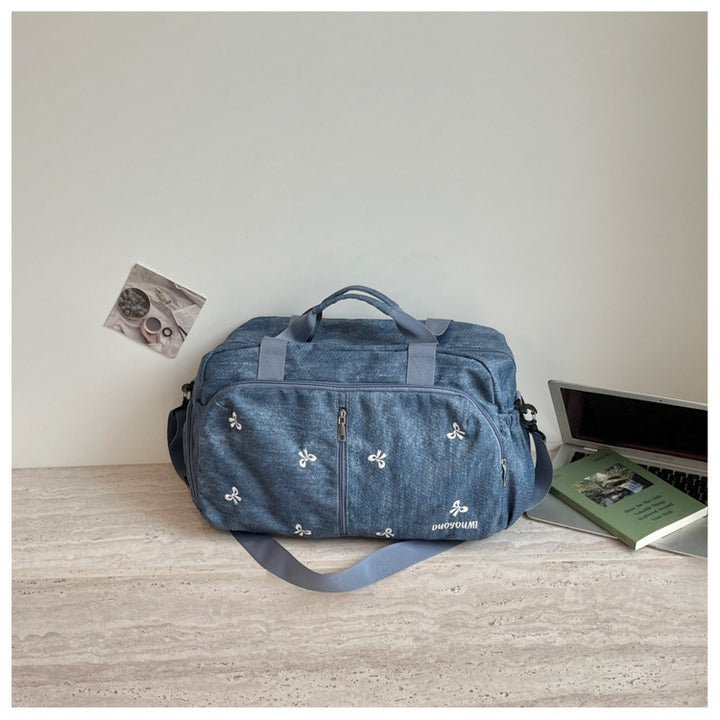 Women's spacious sport and travel bag with elegant details Bowlift