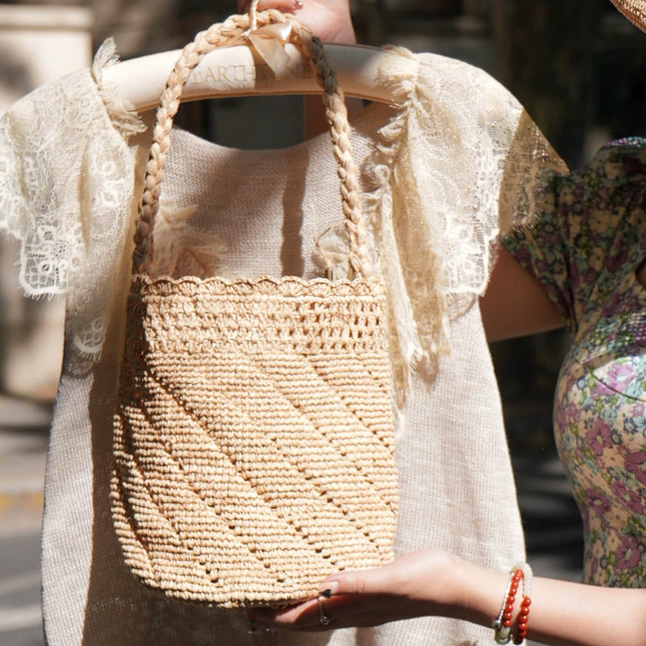 Hand-knotted basket bag Bowlift