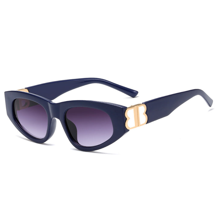 Women Cat-Eye Sunglasses with elegant plastic and luxurious metal details Bowlift
