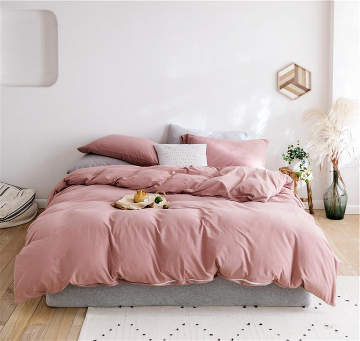 Bedding set made of breathable cotton percale with temperature-regulating processing