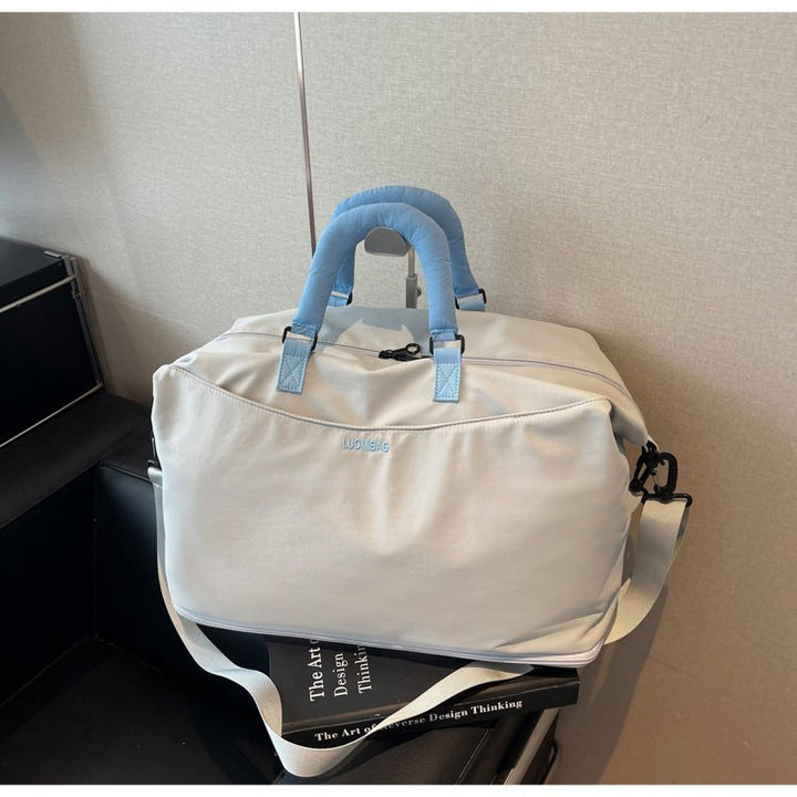 Minimalist Travel Duffle Bag Bowlift