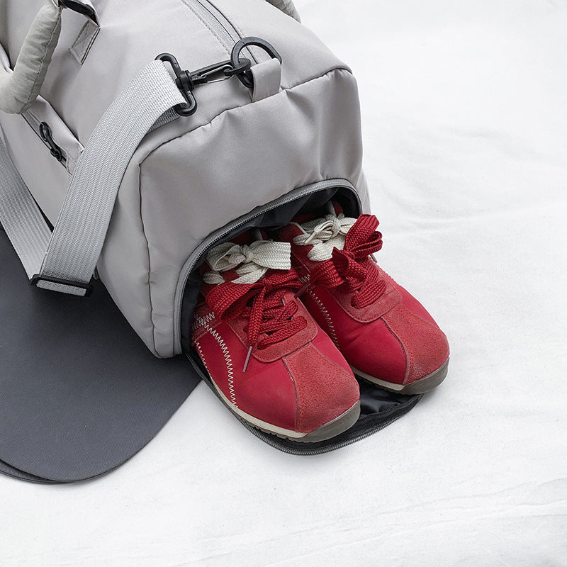 Versatile Travel Duffel Bag with Expandable Compartment Bowlift