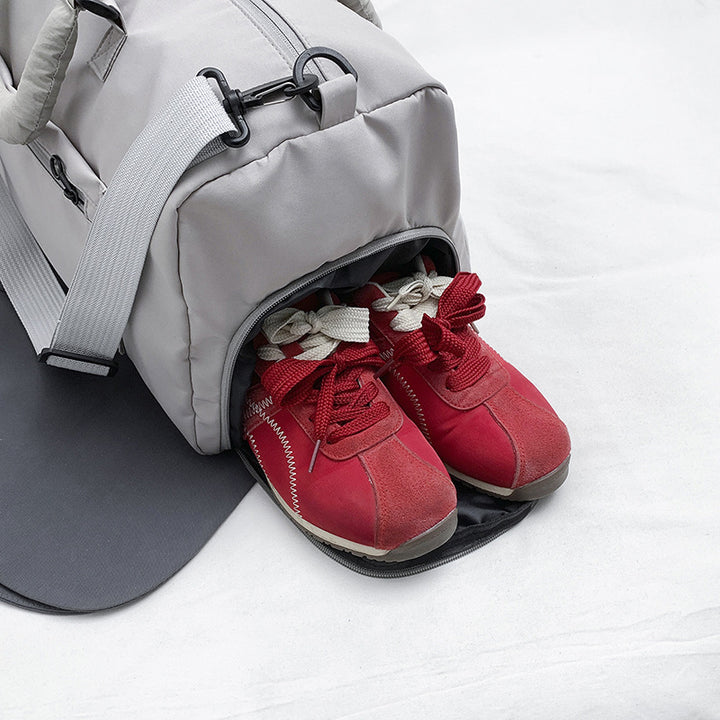 Versatile Travel Duffel Bag with Expandable Compartment Bowlift