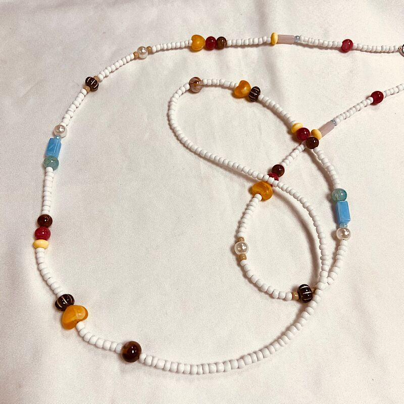 Stylish Beaded Eyewear Lanyard Bowlift