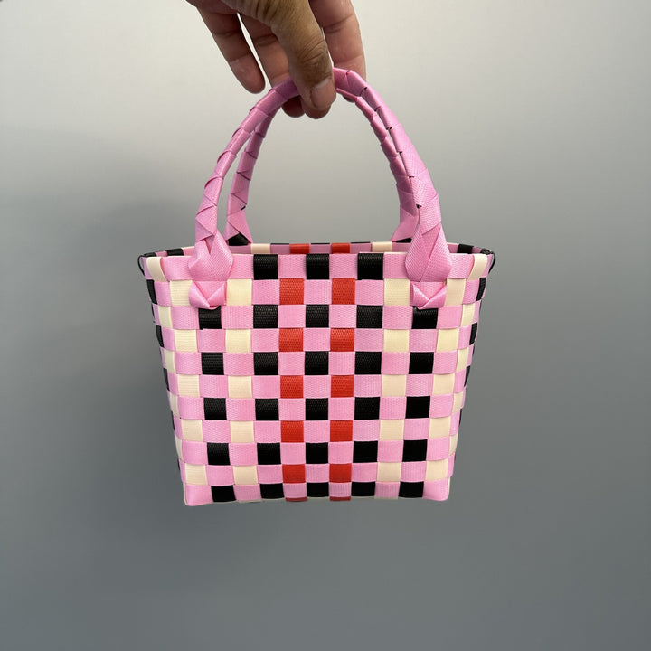 Playful and Colorful Basket Bag Bowlift
