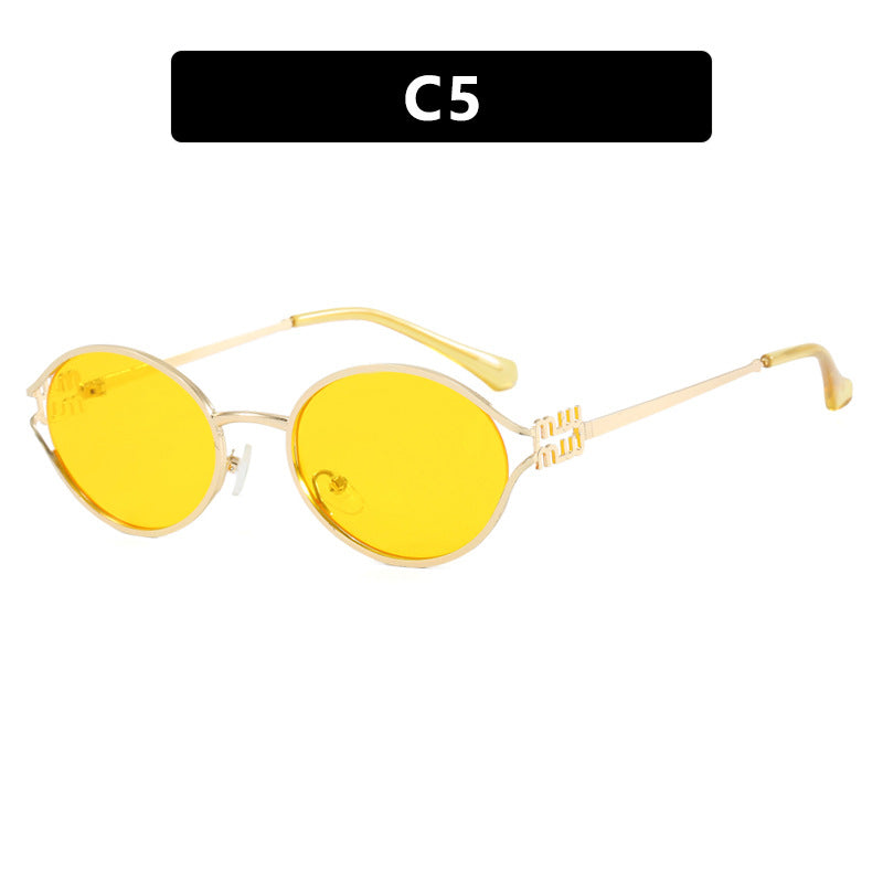 Ladies elegant oval sunglasses Bowlift