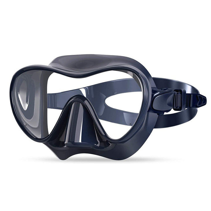 Diving mask with flexible silicone edge and clear field of vision Bowlift