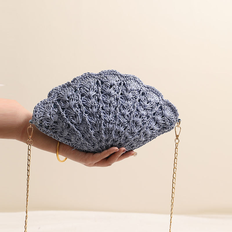 Elegant Clutch Bag in Shell Design Bowlift