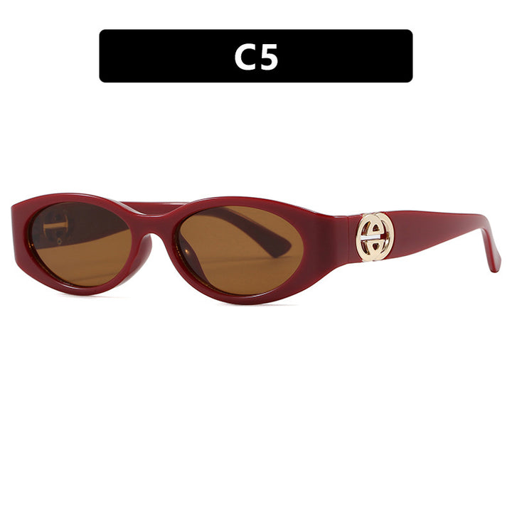 Women's fashionable cat-eye sunglasses with protective UV filter and luxurious accents Bowlift
