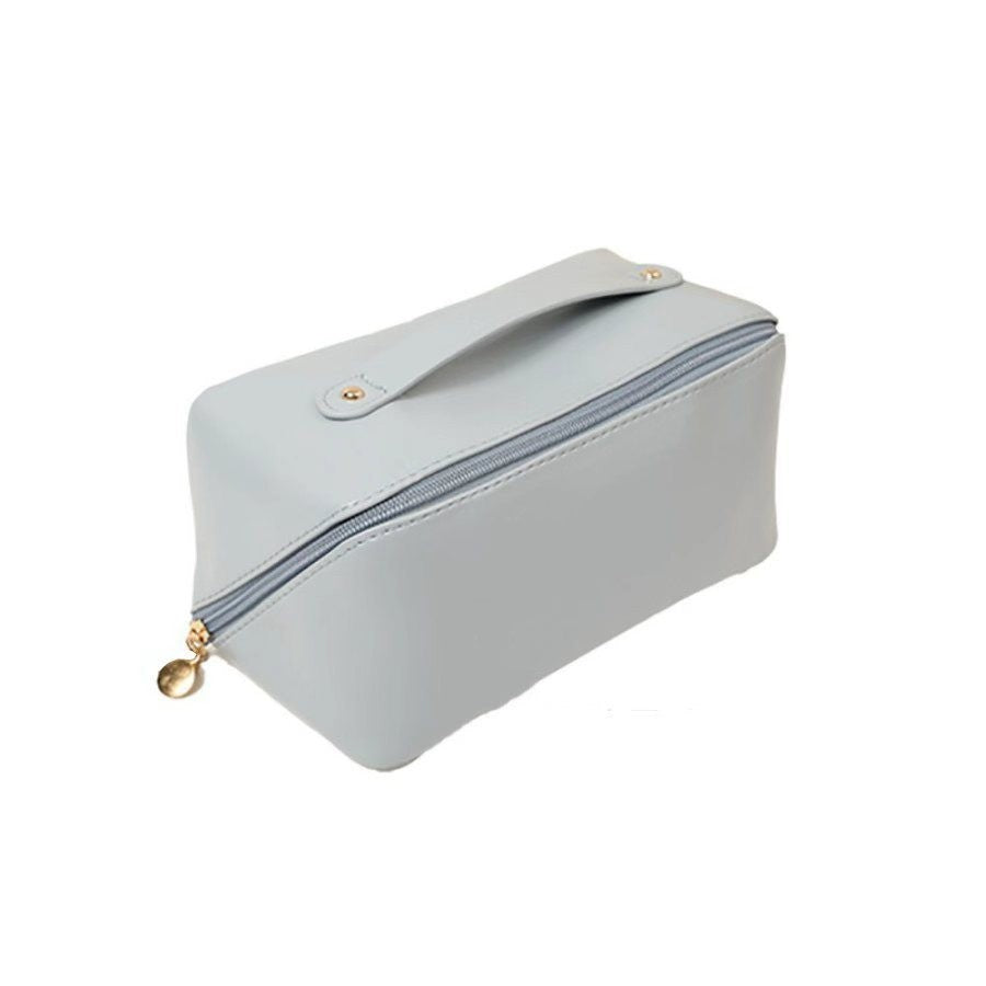 Luxurious cosmetic bag in minimalist design Bowlift