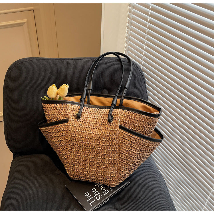 Spacious shopping bag with structured weave Bowlift