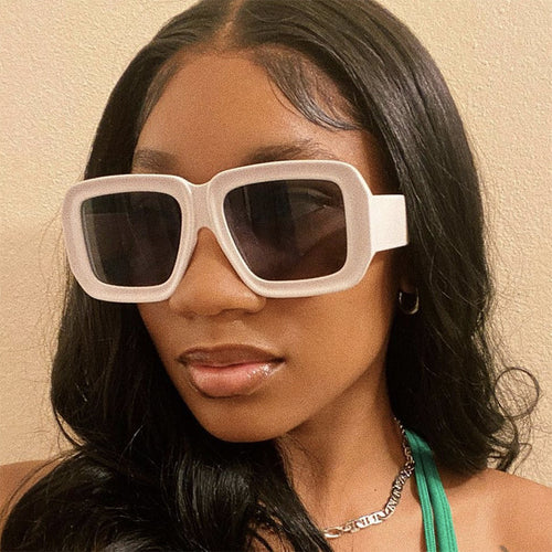 Women's fashionable sunglasses with square design and chic pattern Bowlift
