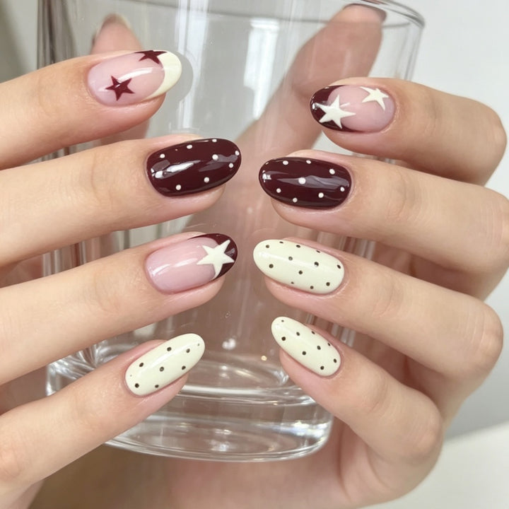 Artistic Star-Embellished Nail Art Extensions