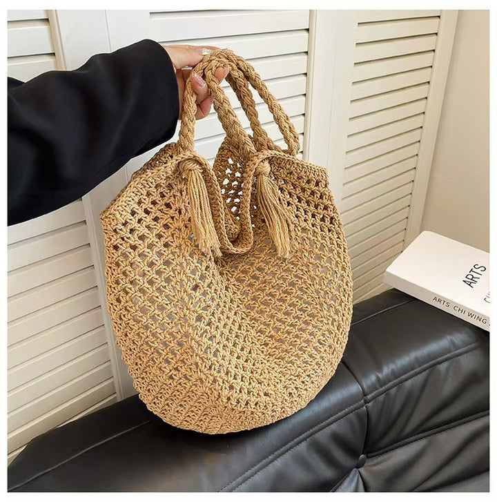 Handbag with Modern Macrame Structure Bowlift