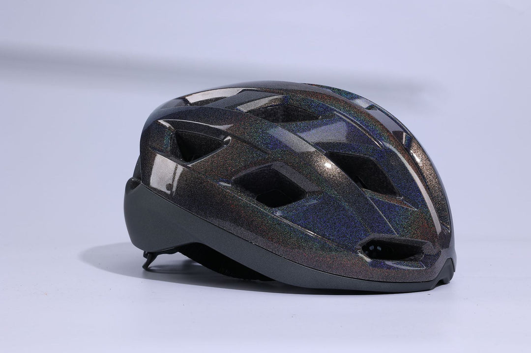 Lightweight Aerodynamic Cycling Helmet Bowlift