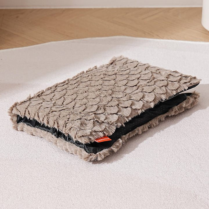 Cozy Textured  Blanket   Dog Bed