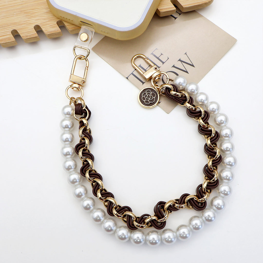 Chic Pearl-Chain Eyewear Holder Bowlift